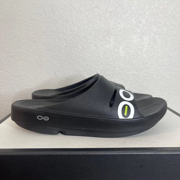 Oofos OOahh Black Comfort Recovery Slides Sandals Slip On Women's 9 Men's 7 - Picture 3 of 10